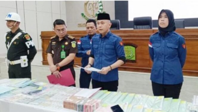 
					Arinal Djunaidi Diperiksa, Kejati Lampung Sita Aset Rp38,5 Miliar Lebih