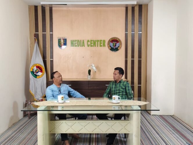 
					Direktur Utama PT Wahana Raharja, Asep Muzaki, membeberkan rencana kerja untuk membenahi kinerja badan usaha milik daerah (BUMD)