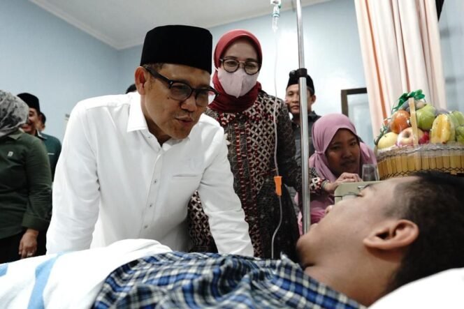 
					Cak Imin ke Santri Ponpes Al Khoziny Sidoarjo: Yang Diamputasi Saya Jadikan Anak Angkat!