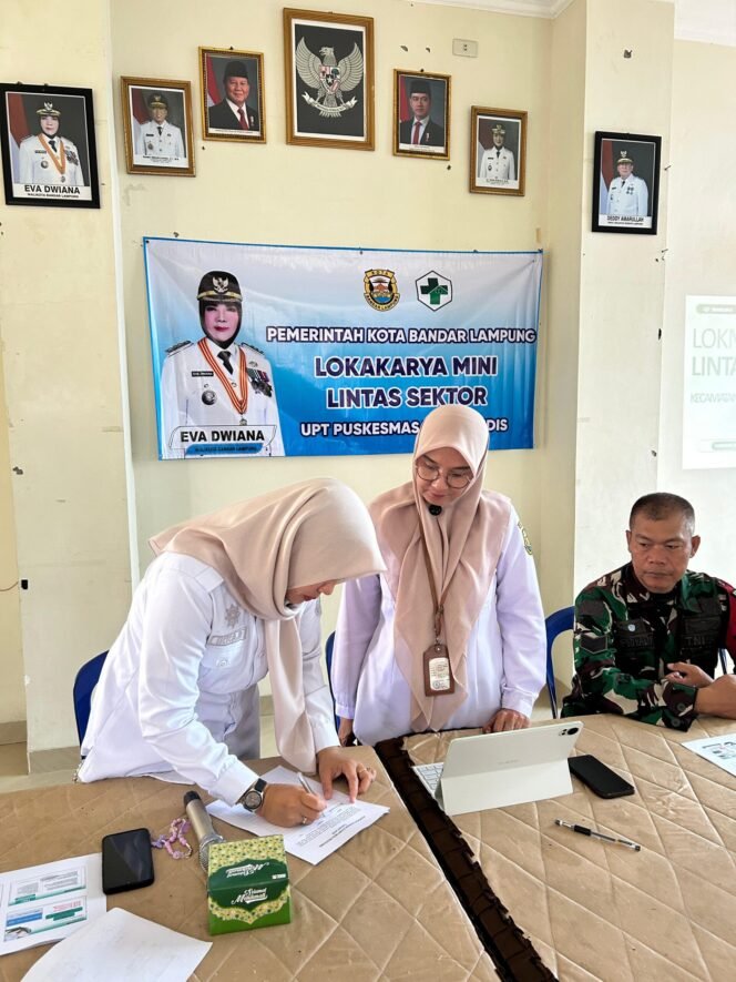 
					Lokmin Lintas Sektor, Puskesmas Way Kandis Galang Komitmen Bersama Eliminasi TB dan Penurunan Stunting